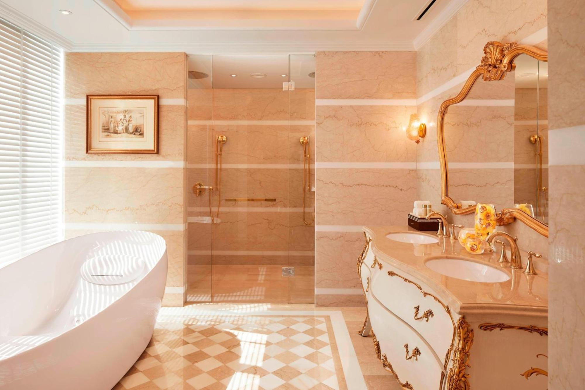The Ritz-Carlton, Pune Dış mekan fotoğraf