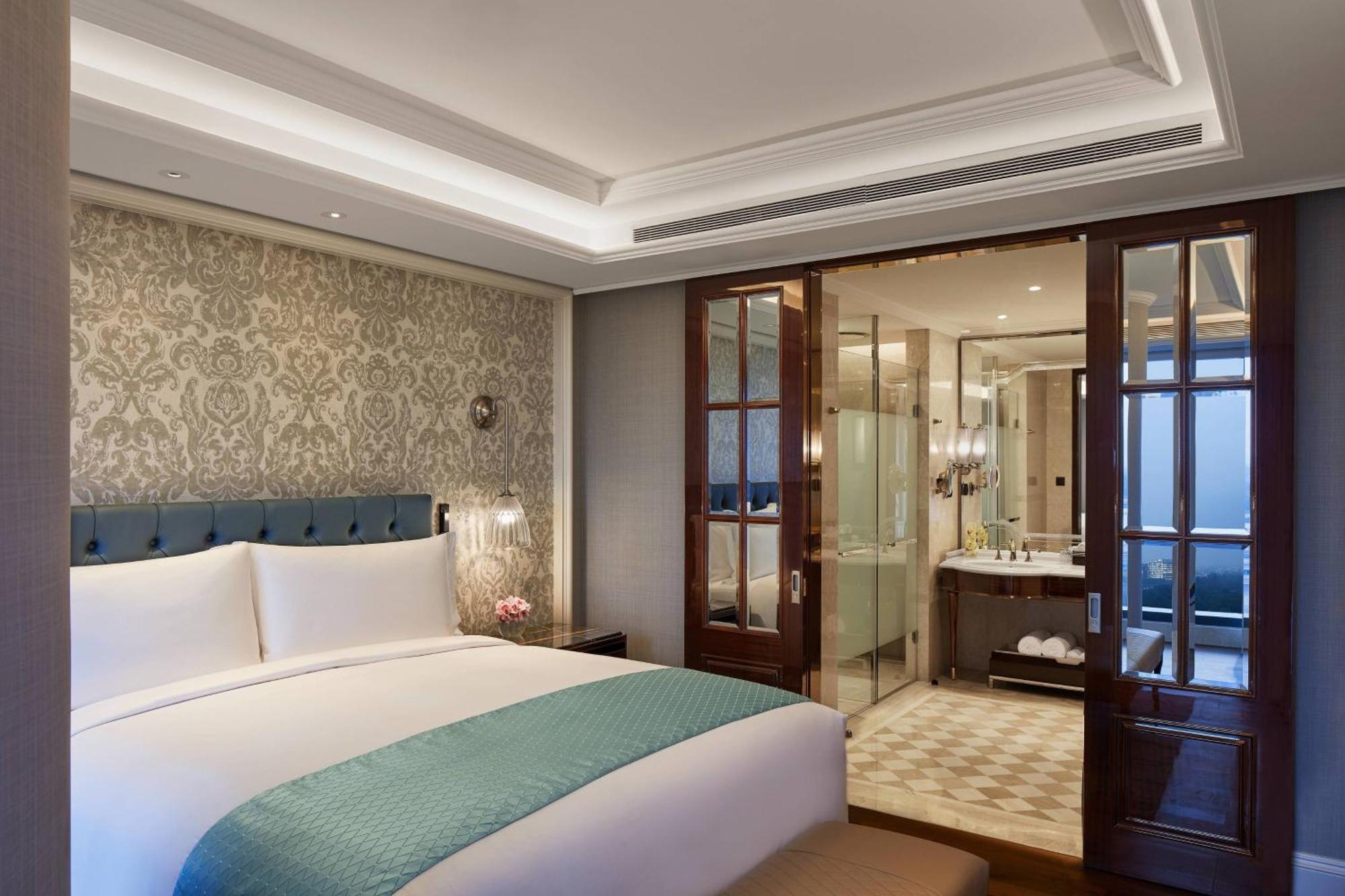 The Ritz-Carlton, Pune Dış mekan fotoğraf